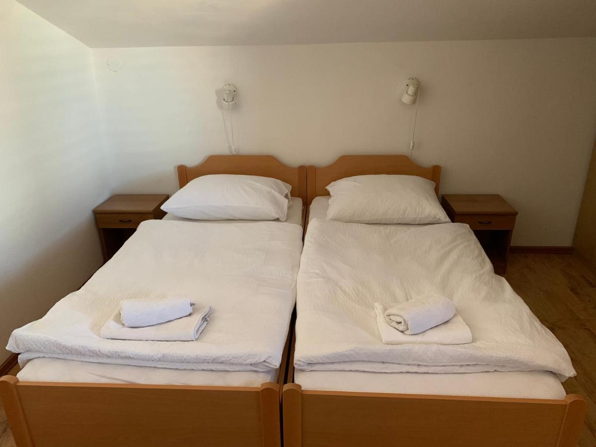 Vila Albatros Bed & Breakfast Rovinj Exterior photo